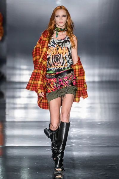 Look 2